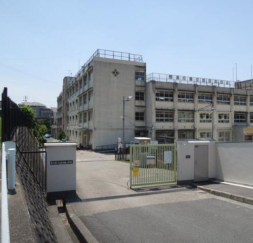 石切中学校