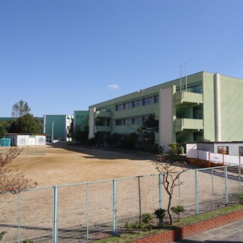 貝掛中学校