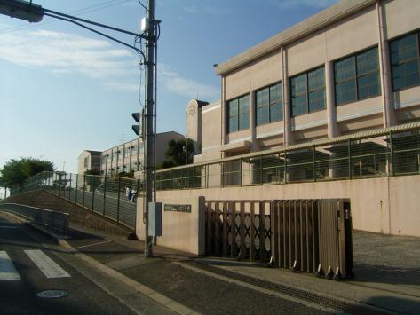 熊取町立熊取南中学校