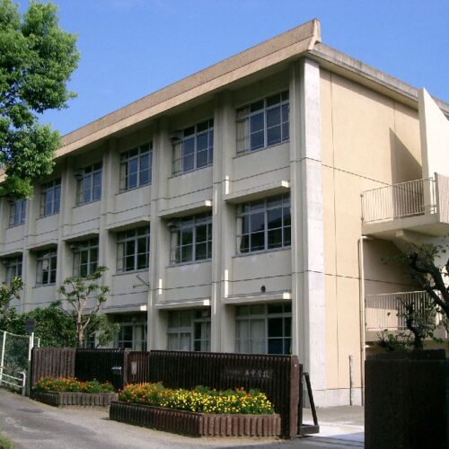 河内長野私立西中学校