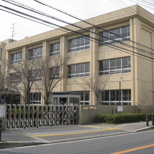 熊取町立中央小学校