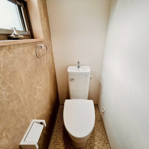 泉佐野市鶴原 ギャラリー18