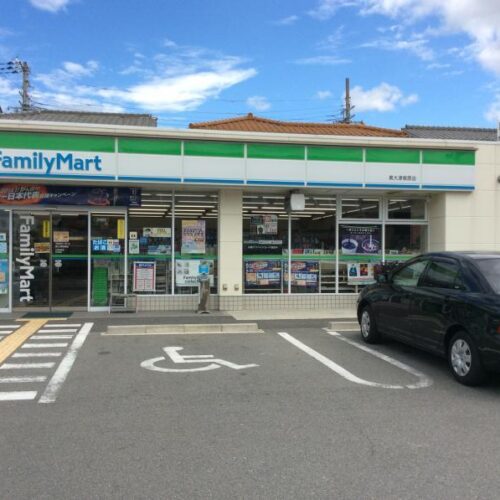 ファミリーマート泉大津板原店