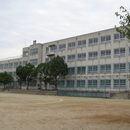 堺市立登美丘中学校