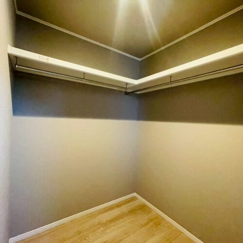 岸和田市西之内町 ギャラリー21