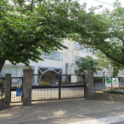 岸和田市立春木中学校