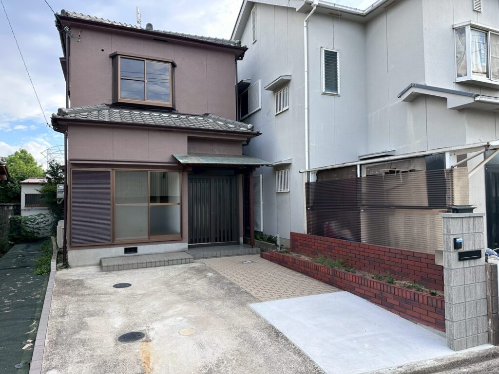 岸和田市田治米町