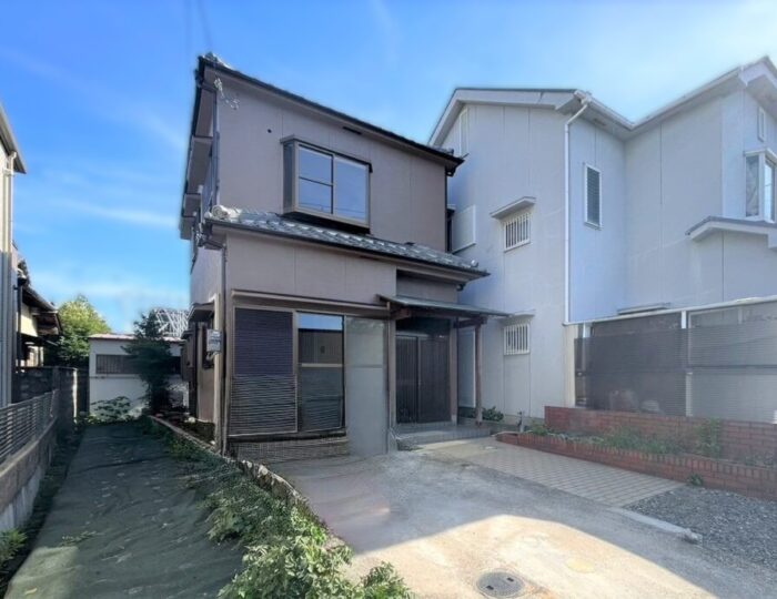 岸和田市田治米町