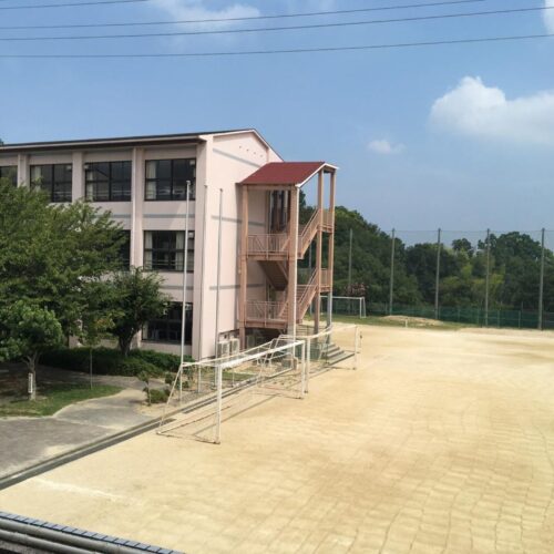 熊取町立熊取南中学校