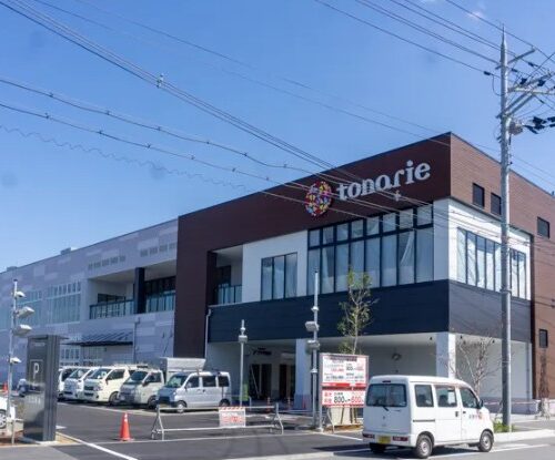 ココカラファイントナリエ星田店