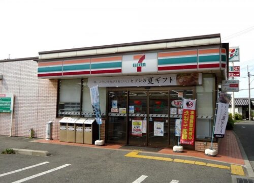 セブンイレブン熊取大久保店