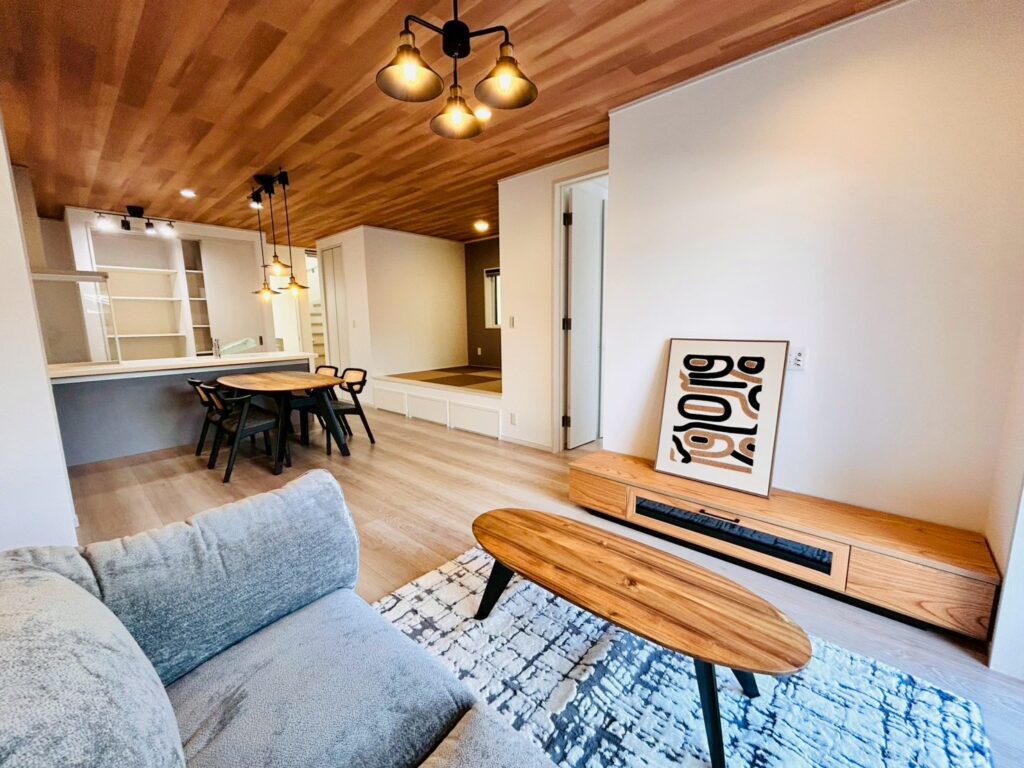 🏡橿原市出垣内町モデルハウス 家具入りました♪