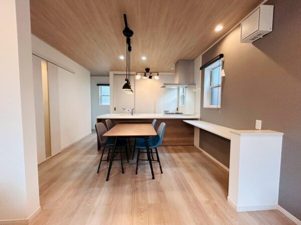 ダイニングルーム1