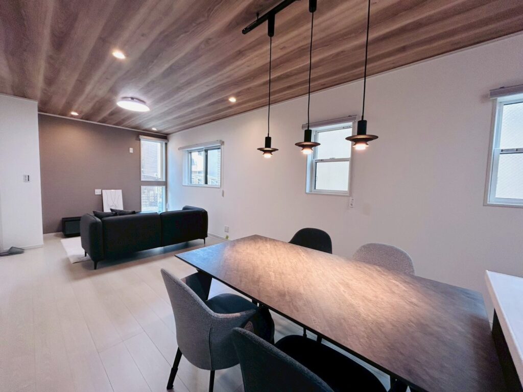 🏡門真市下馬伏町モデルハウス　家具入りました♪