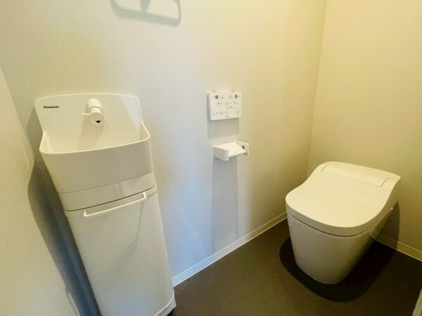 トイレ2