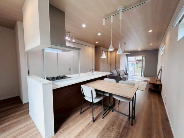 ダイニングルーム