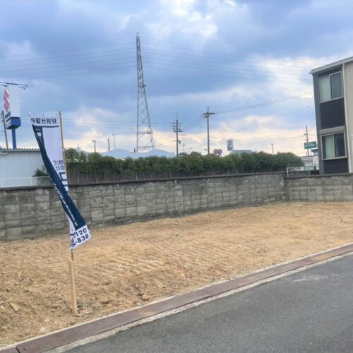 泉佐野市新安松 ギャラリー18