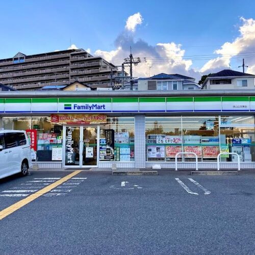 ファミリーマート狭山山本東店