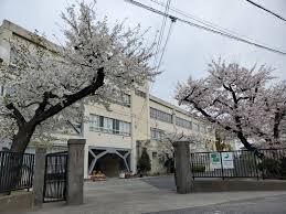 岸和田市立春木中学校