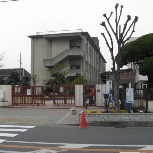 忠岡町立東忠岡小学校