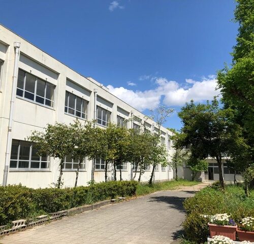 岸和田市立桜台中学校