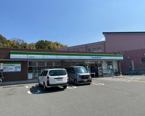 ファミリーマート枚方延寺店