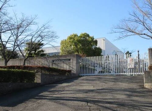 富田林市立葛城中学校