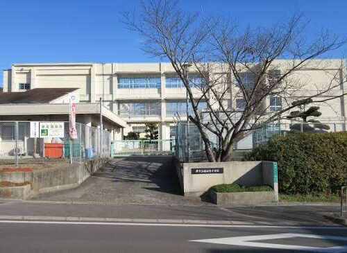 堺市立槇塚台小学校