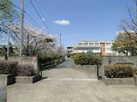 大和郡山市立郡山西小学校