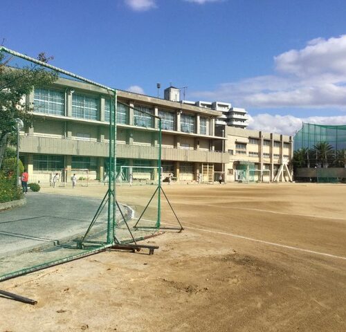 岸和田市立岸城中学校